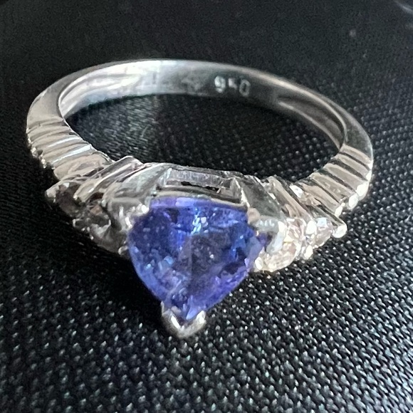 Levian Princess Alexandra Collection. Tanzanite and Diamond ring. - Picture 5 of 11